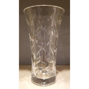 Stunning Italian Crystal Vase Laurus Pattern by Royal Crystal Rock Reversed Etch